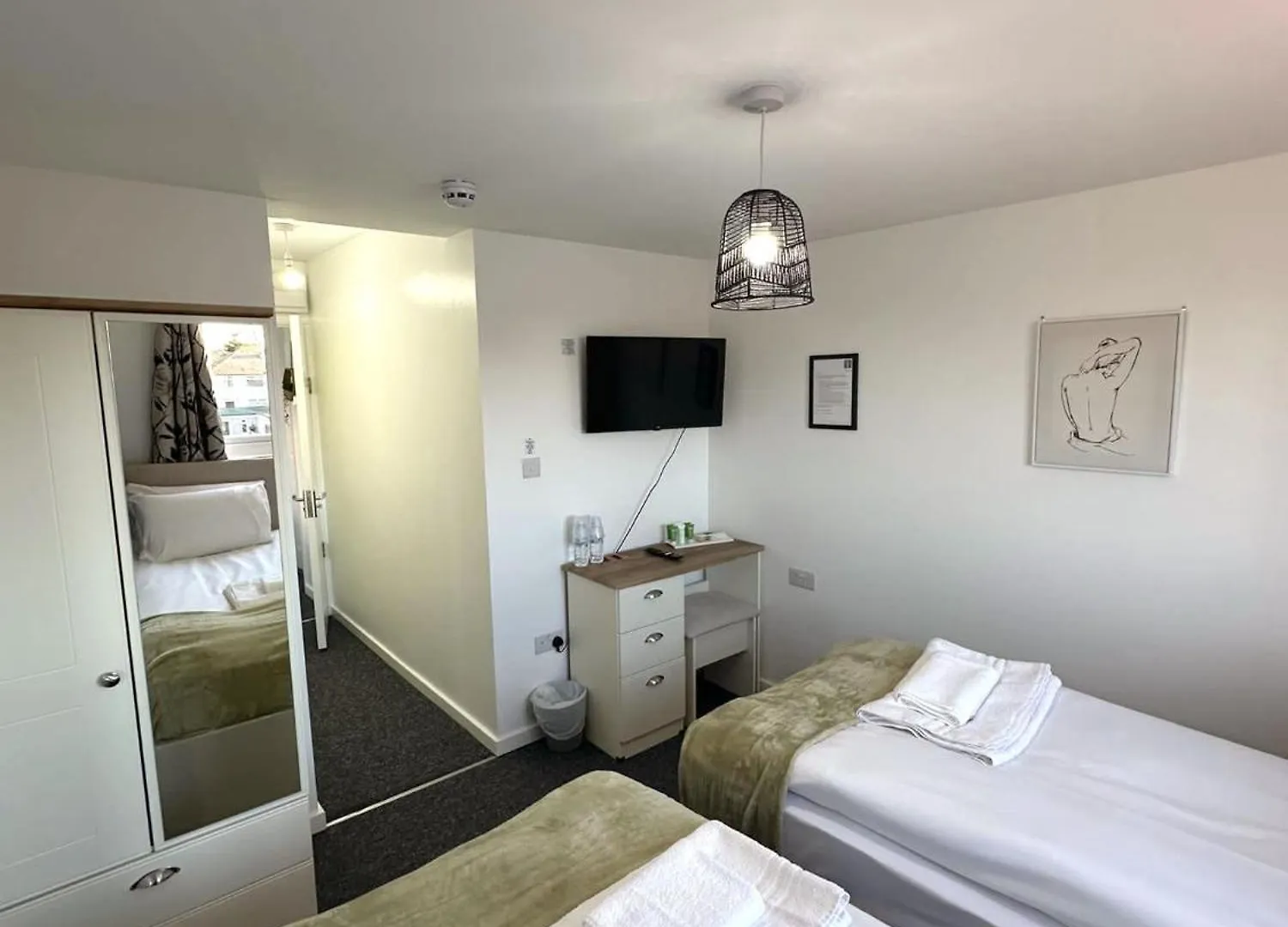 Newmarket Road Studios And Suites By Tas Accommodations Cambridge  0*,  Reino Unido
